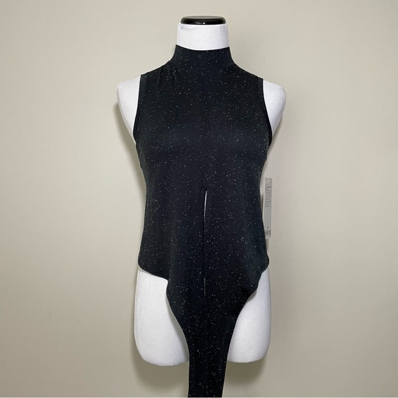 NWT Lululemon Time To Restore Mock Neck Tank - Picture 2 of 13